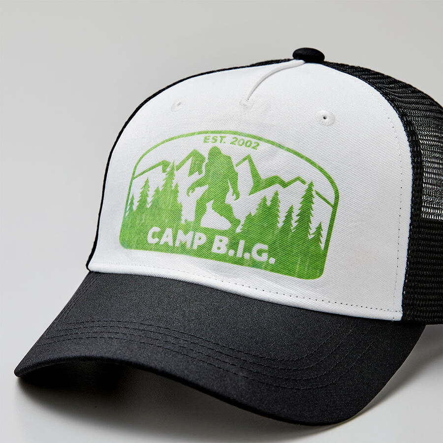 cricut trucker-mütze schwarzweiß